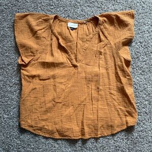 Universal Threads Top